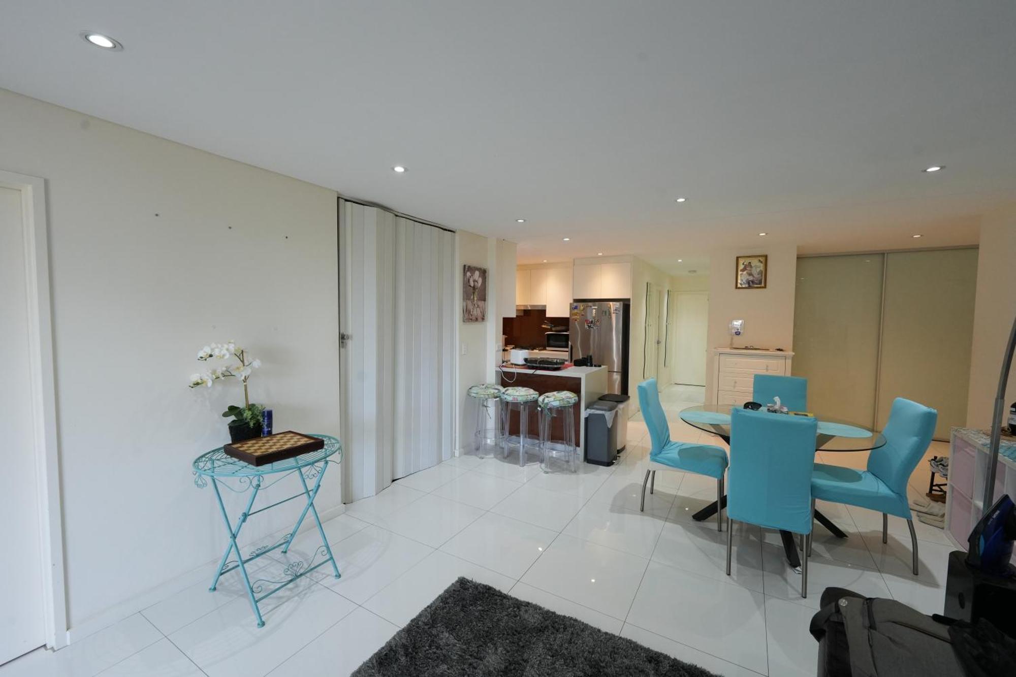 Parramatta Shared Apartment Сідней Номер фото